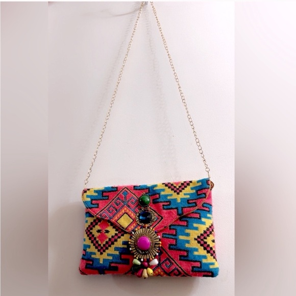 Steve Madden Handbags - Steve Madden Aztec Pattern Clutch removable chain strap, multicolor beads & gems